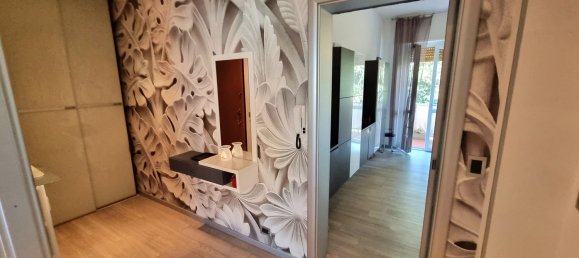 Apartamento de 3 dormitorios en Como, Italy No. 361937 4