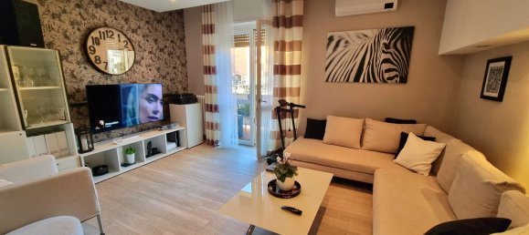 Apartamento de 3 dormitorios en Como, Italy No. 361937 5