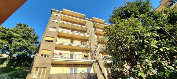 Apartamento de 3 dormitorios en Como, Italy No. 361937 25