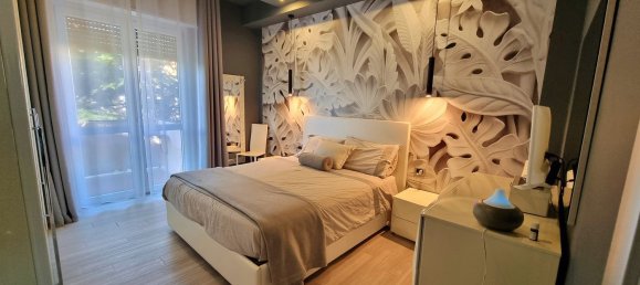 Apartamento de 3 dormitorios en Como, Italy No. 361937 11