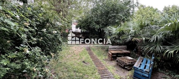 3 Schlafzimmer Haus in Nanterre, France, Nr. 277884 2