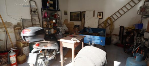 4-Zimmer Haus in Palagonia, Italy, Nr. 230949 9