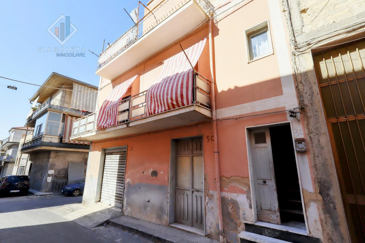 4-Zimmer Haus in Palagonia, Italy, Nr. 230949