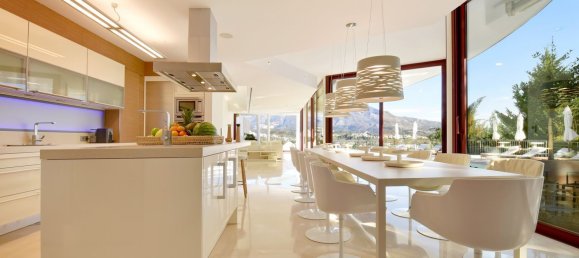 7 Schlafzimmer Haus in Marbella, Spain, Nr. 91765 7