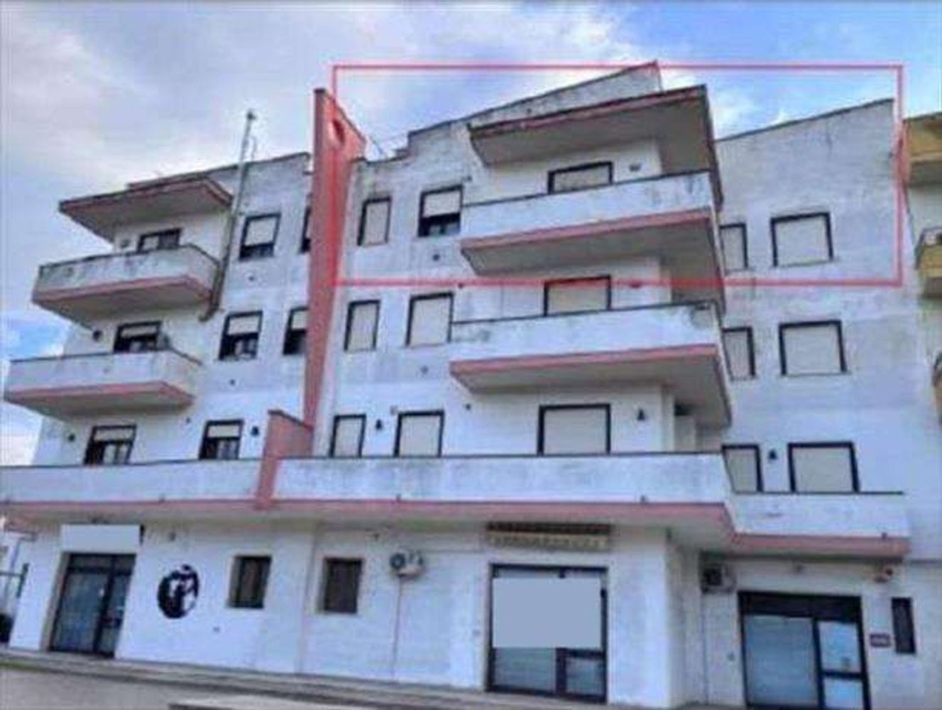 8-salle Maison à Copertino, Italy No. 219199