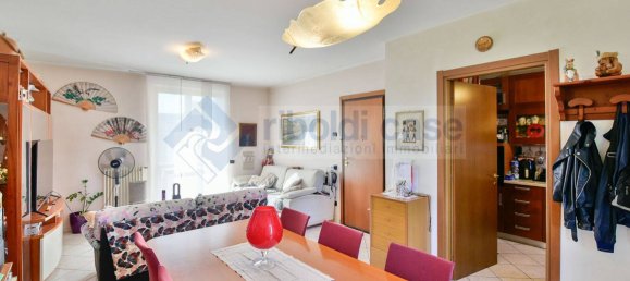 2 Schlafzimmer Wohnung in Giussano, Italy, Nr. 311084 13