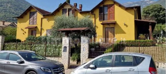 4 bedrooms Villa in Cassino, Italy No. 282023 5