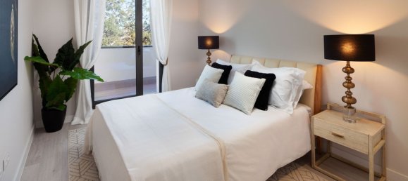 3 bedrooms Townhouse in San Roque, Spain No. 2883 13