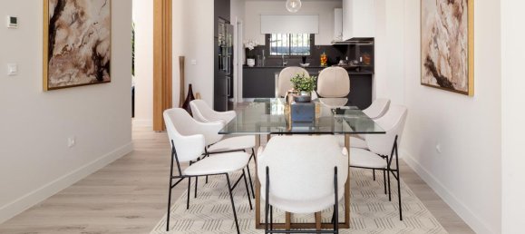 3 bedrooms Townhouse in San Roque, Spain No. 2883 16