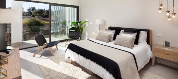 3 bedrooms Townhouse in San Roque, Spain No. 2883 6