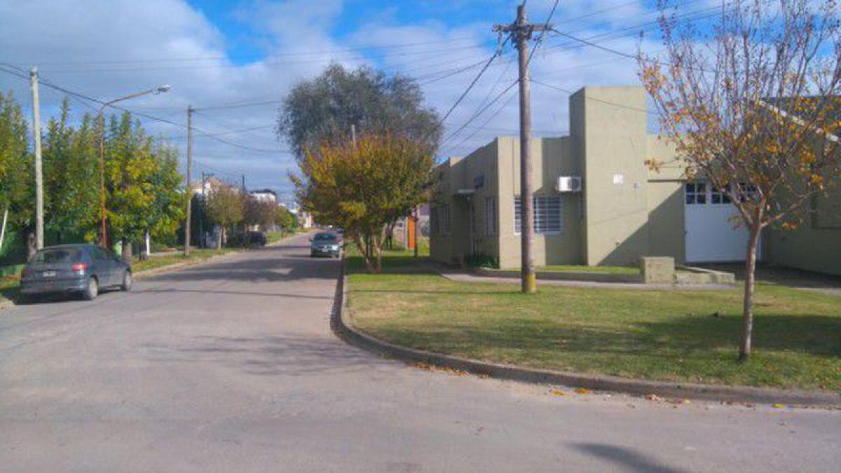 5 غرف نوم منزل في Chascomus, Argentina رقم 18995