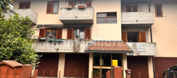 Квартира с 2 спальнями в Карвико, Италия № 310223 2