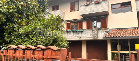 Квартира с 2 спальнями в Карвико, Италия № 310223 3