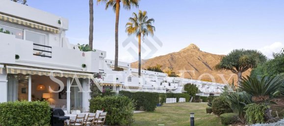 4 bedrooms Townhouse in Marbella, Spain No. 19442 3