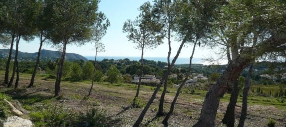  Land in Moraira, Spain No. 8423 5
