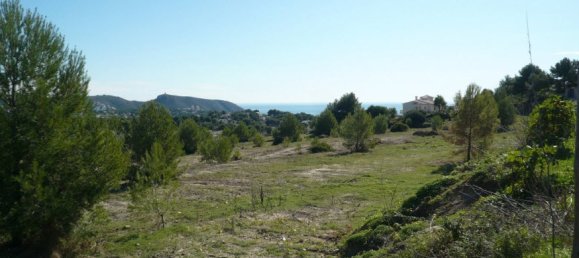 Land in Moraira, Spain No. 8423 9