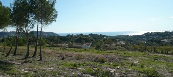  Land in Moraira, Spain No. 8423 6