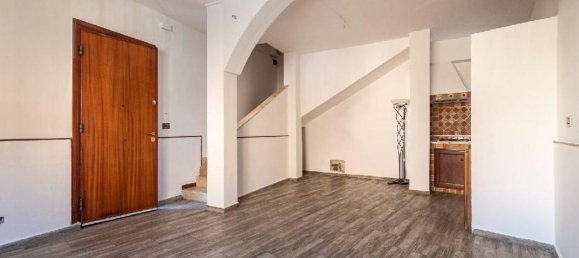 Дом с 4 комнатами в Палермо, Италия № 123600 10