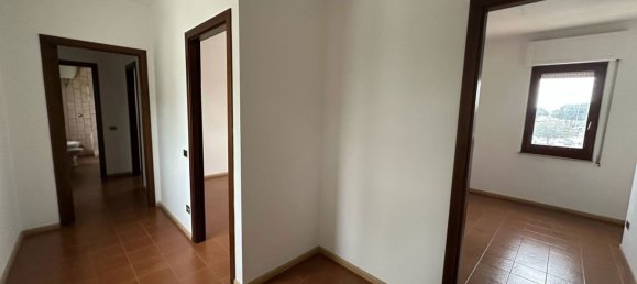 Офис с 3 комнатами в Селарджус, Италия № 58441 2