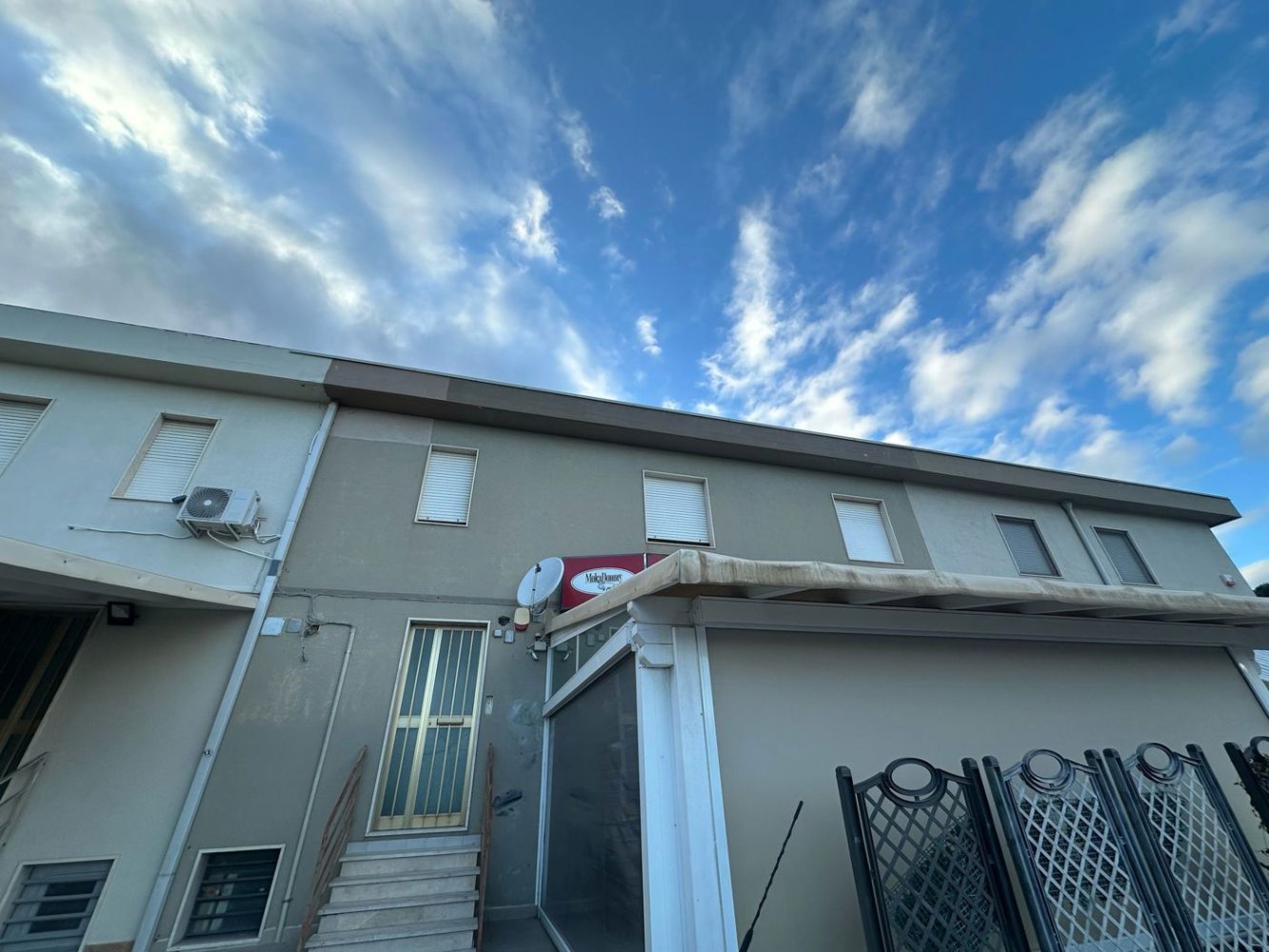 Офис с 3 комнатами в Селарджус, Италия № 58441