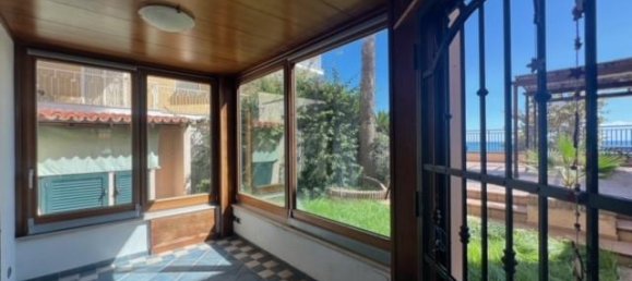 5 rooms Apartment in Anzio, Italy No. 33068 8