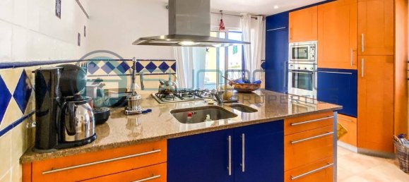 4 bedrooms House in Luz, Portugal No. 130106 17