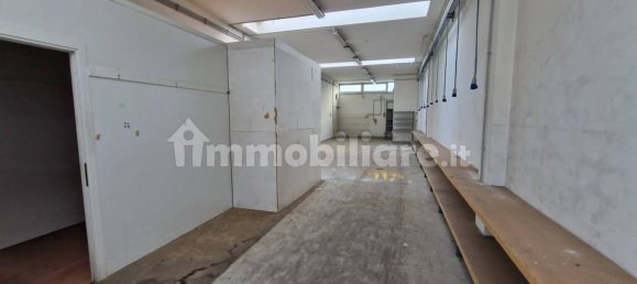 5 rooms Commercial property in Rome, Italy No. 158069 29