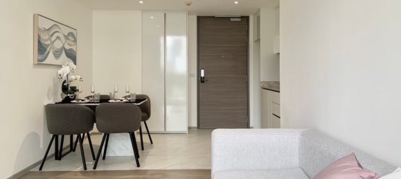 Кондоминиум  с 2 спальнями в Клонг Тоэй, Таиланд № 59628 2