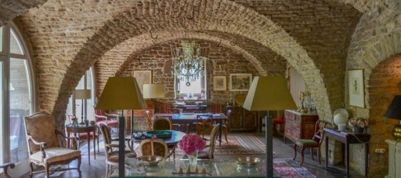 7 bedrooms House in Lons-le-Saunier, France No. 353258 6