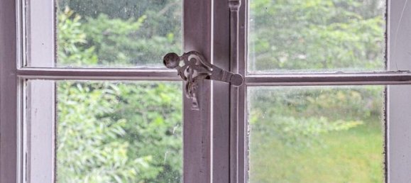 7 bedrooms House in Lons-le-Saunier, France No. 353258 11