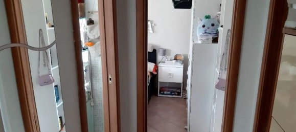 4 rooms Apartment in Livorno, Italy No. 41699 4