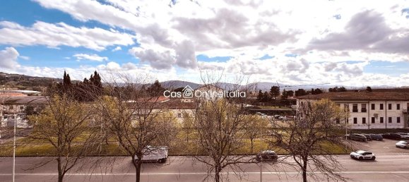 5 rooms Apartment in Florence, Italy No. 35413 17