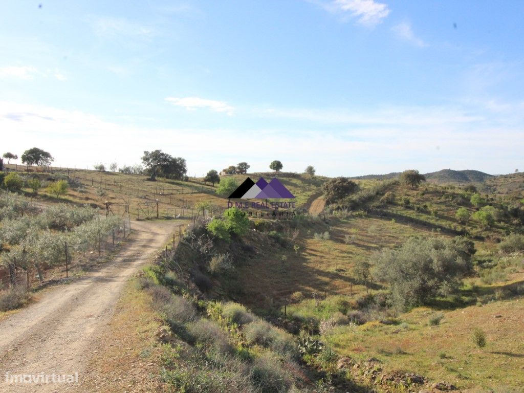  قطعة أرض في Odeleite, Portugal 38320متر مربع رقم 35998