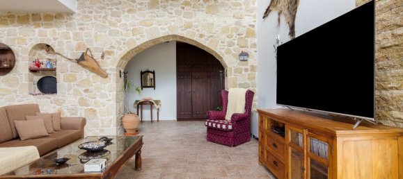 3 bedrooms Villa in Heraklion, Greece No. 2773 7