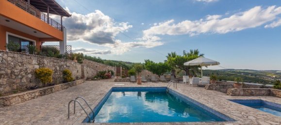 3 dormitorios villa en venta en Heraklion, Crete, Greece № 2773 3