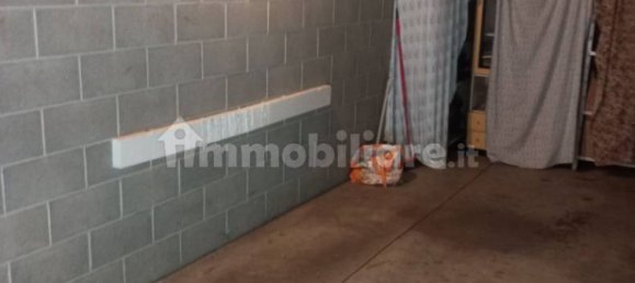 16m² Garage in Desio, Italy No. 302647 3