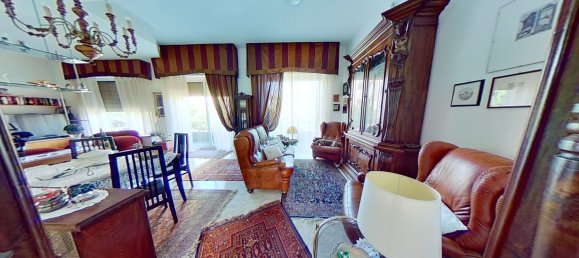 5 rooms Apartment in La Spezia, Italy No. 94478 13