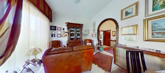 5 rooms Apartment in La Spezia, Italy No. 94478 10