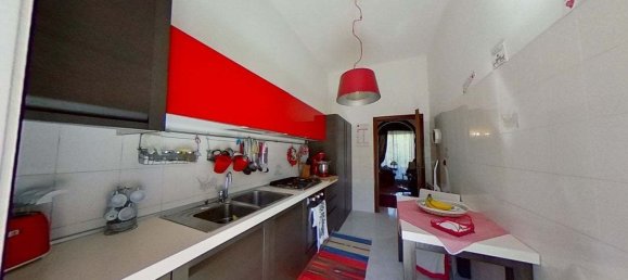 5 rooms Apartment in La Spezia, Italy No. 94478 4