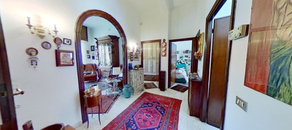5 rooms Apartment in La Spezia, Italy No. 94478 11