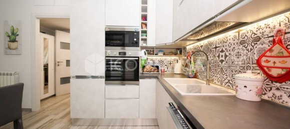 Villa de 4 habitaciónes en Rome, Italy No. 379120 4