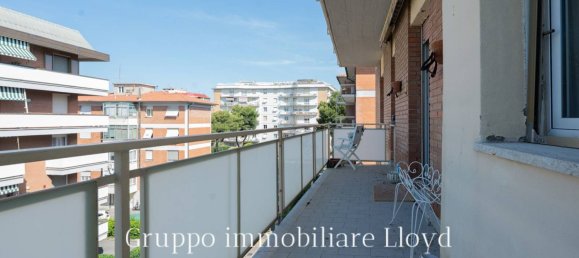 3 Schlafzimmer Wohnung in Livorno, Italy, Nr. 64125 7