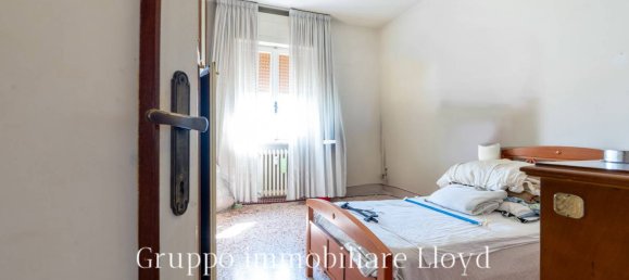 3 Schlafzimmer Wohnung in Livorno, Italy, Nr. 64125 14