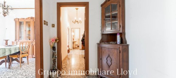 3 Schlafzimmer Wohnung in Livorno, Italy, Nr. 64125 13