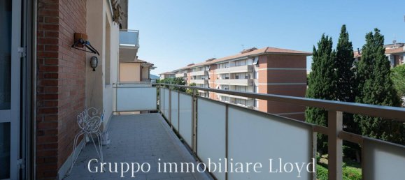 3 Schlafzimmer Wohnung in Livorno, Italy, Nr. 64125 8