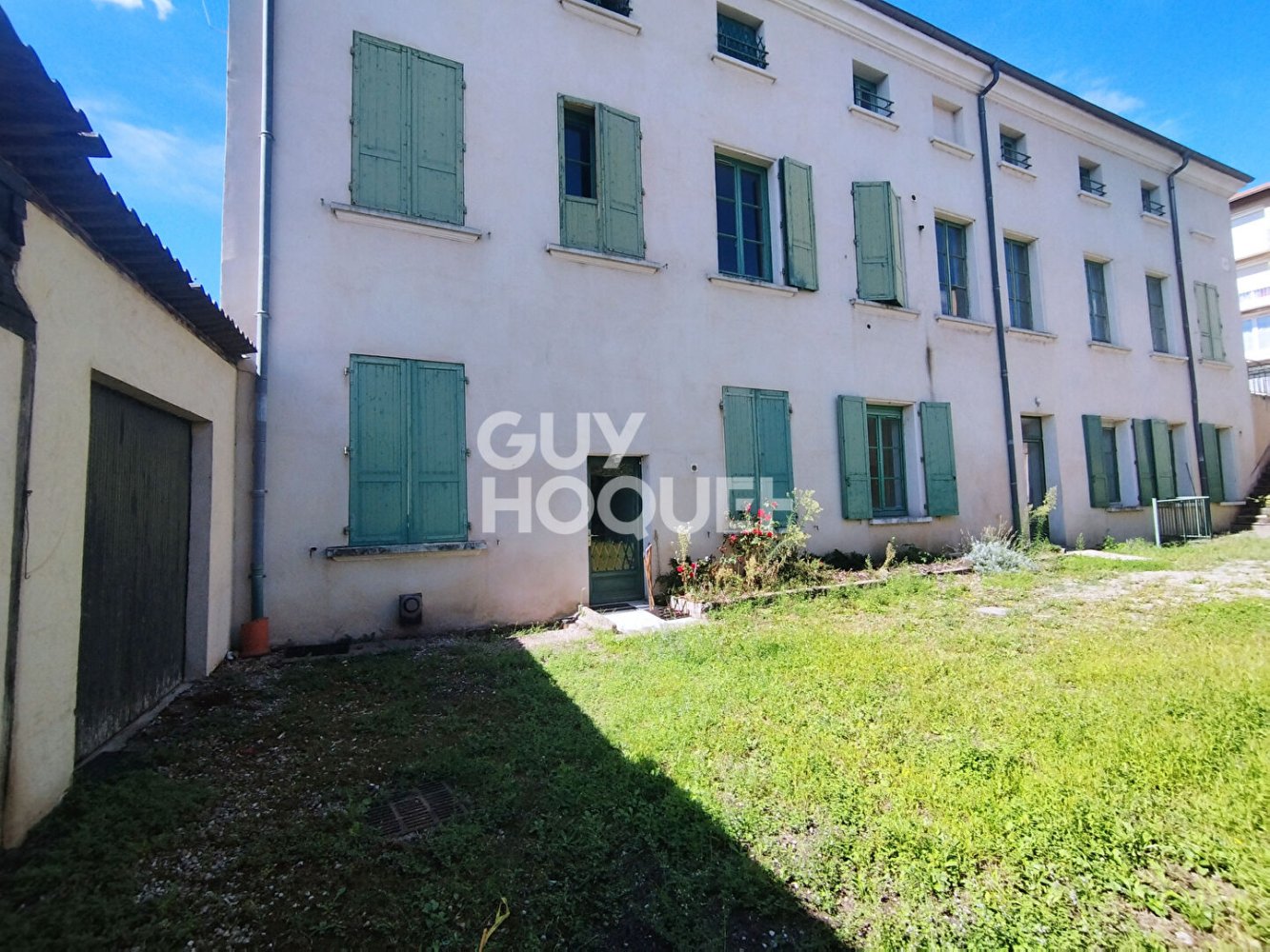 Квартира с 20 спальнями в Рив-де-Жье, Франция № 348422