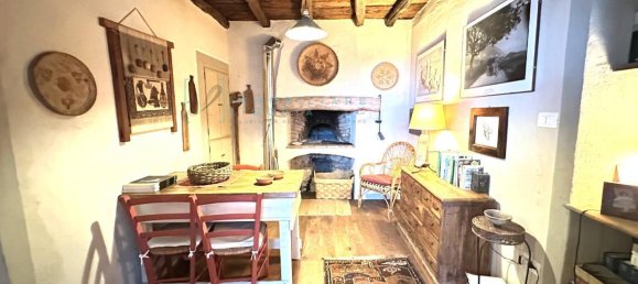 Casa de 7 habitaciónes en Arnasco, Italy No. 7634 6