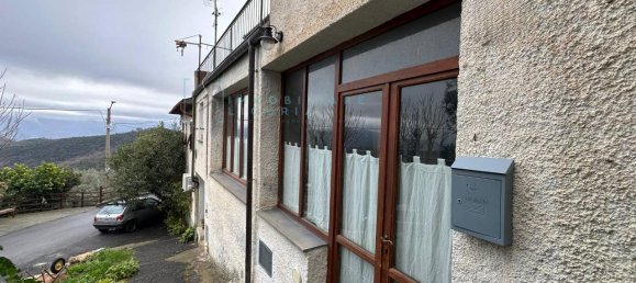 Casa de 7 habitaciónes en Arnasco, Italy No. 7634 22