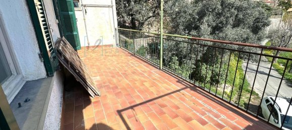 Casa de 7 habitaciónes en Arnasco, Italy No. 7634 27