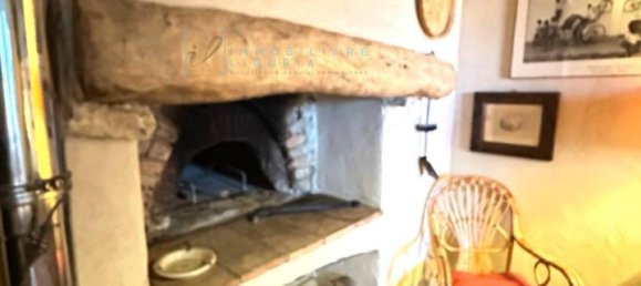 Casa de 7 habitaciónes en Arnasco, Italy No. 7634 8